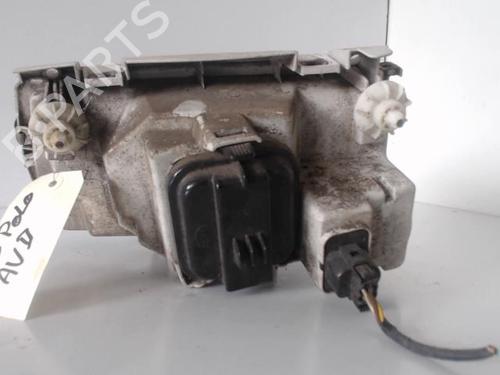 Used Right headlight Right headlight VW POLO III (6N1) 75 1.6 (75 hp) 27030673 27030673
