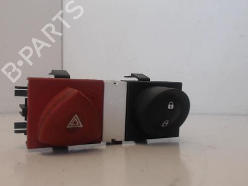 Used Warning switch RENAULT MEGANE II (BM0/1_, CM0/1_) 1.5 dCi (BM1E, CM1E) (106 hp) 27027218