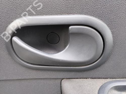 Højre fortil invendig håndtag RENAULT CLIO III (BR0/1, CR0/1) 1.5 dCi (C/BR0G, C/BR1G) (68 hp) 27035588