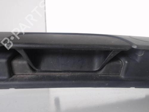 licence-plate-light-dacia-logan-mcv-ks_-2007-27028887 main image