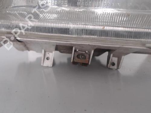 Right headlight VW POLO III (6N1) 75 1.6 | BP27030673C29 