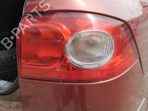 Højre baglygte RENAULT LAGUNA II (BG0/1_) 1.9 dCi (BG1A, BG1V) (130 hp) 27038457