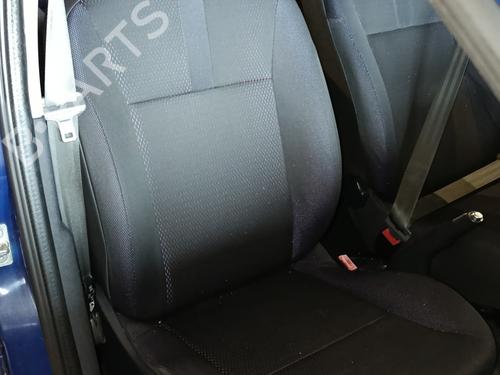 Used Right front seat Right front seat RENAULT CLIO III (BR0/1, CR0/1) 1.6 16V (BR05, BR0B, BR0Y, BR15, BR1J, BR1M, BR1Y, CR0B,... (112 hp) 33446176 33446176