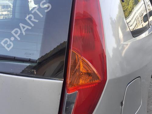 Used Right taillight FIAT PUNTO (188_) 1.2 60 (188.030, .050, .130, .150, .230, .250) (60 hp) 27399046