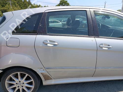 Dørlist Dørlist MERCEDES-BENZ B-CLASS Sports Tourer (W245) B 180 CDI (245.207) (109 hp) 37035812 37035812