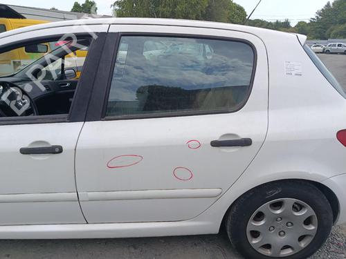 Used Left rear door Left rear door 36901453 36901453