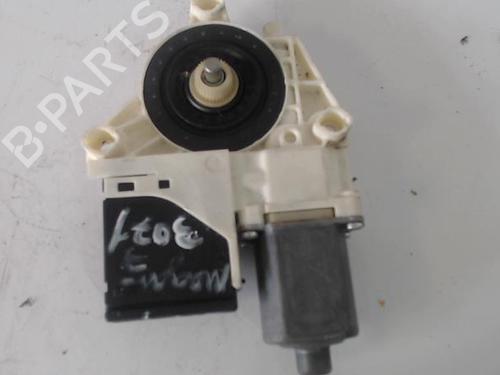 Used Right rear window motor RENAULT MEGANE III Hatchback (BZ0/1_, B3_) 1.5 dCi (BZ09, BZ0D, BZ1W, BZ29, BZ14) (110 hp) 27036526