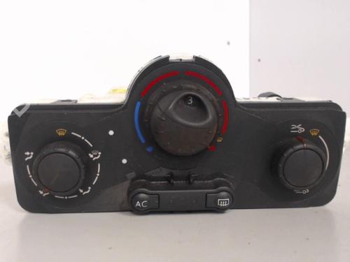 AC Styreenhet / Manøvreringsenhet RENAULT CLIO III (BR0/1, CR0/1) 1.5 dCi (C/BR0G, C/BR1G) (68 hp) 27031940