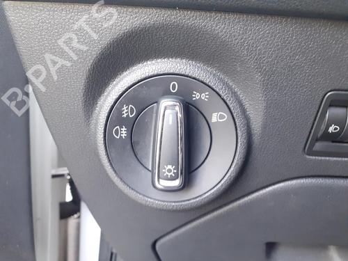 headlight-switch-seat-leon-5f1-2012-2013-2014-2015-2016-2017-2018-2019-2020-2021-27038367 main image
