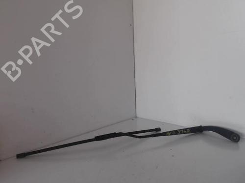 Used Front windshield wiper arm RENAULT MEGANE II (BM0/1_, CM0/1_) 1.5 dCi (BM1E, CM1E) (106 hp) 27033695
