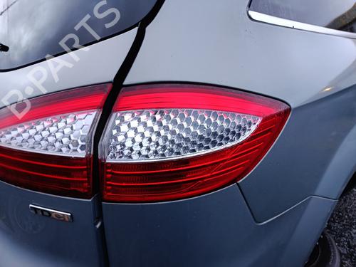 Used Right taillight FORD MONDEO IV Turnier (BA7) 2.0 TDCi (136 hp) 32133111