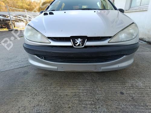 Stoßstangenträger vorne für PEUGEOT 206 SW (2E/K) 1.4 (75 hp) 30962609