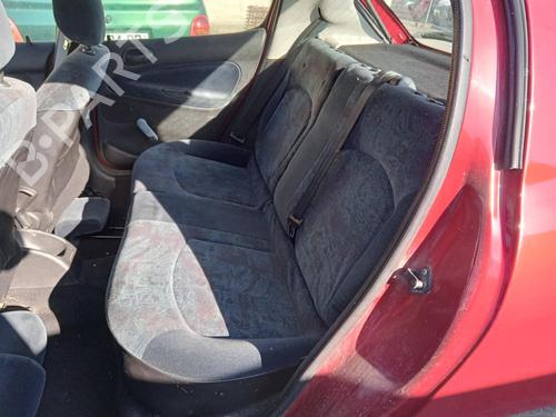 Venstre bak beltestrammer PEUGEOT 206 Hatchback (2A/C) 1.4 i (75 hp) 27036580