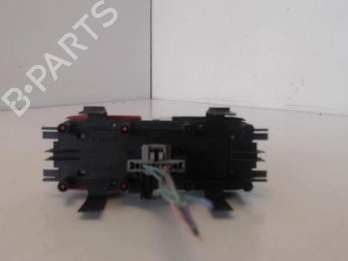 warning-switch-renault-scenic-ii-jm01_-2003-2004-2005-2006-2007-2008-2009-2010-27030298 main image