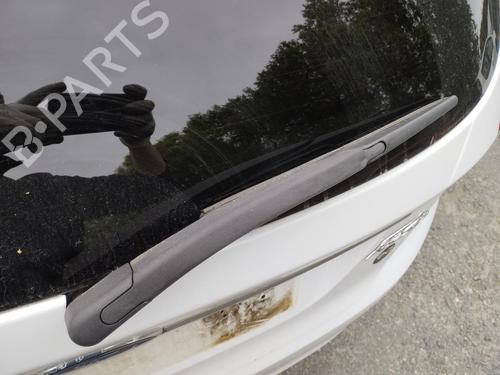 Used Rear windshield wiper arm FORD FIESTA VI (CB1, CCN) 1.4 TDCi (70 hp) 27033477