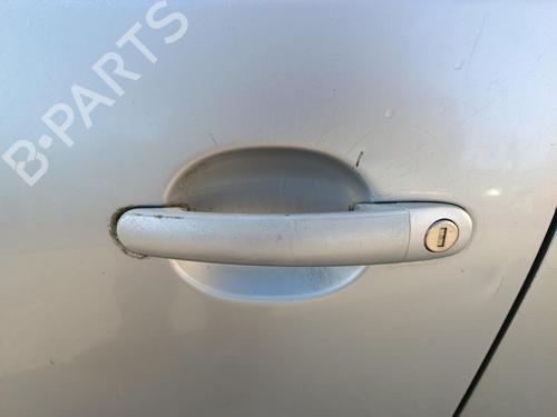 Venstre foran utvendig håndtak VW POLO IV (9N_, 9A_) 1.4 TDI (70 hp) 29847096