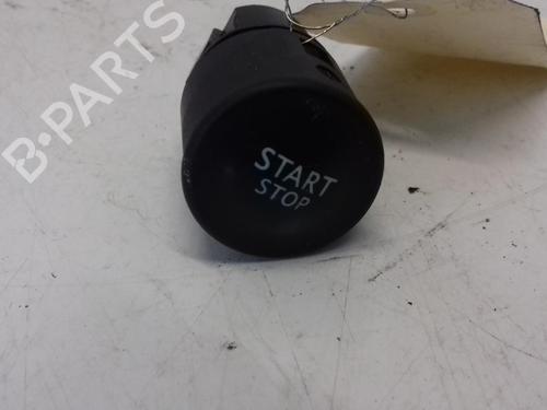 Used Switch RENAULT SCÉNIC II (JM0/1_) 1.9 dCi (JM0G, JM12, JM1G, JM2C) (120 hp) 27026820
