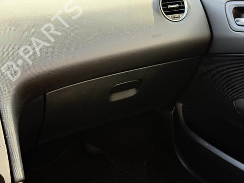 Used Glove box PEUGEOT 308 I (4A_, 4C_) 1.6 HDi (109 hp) 27035770