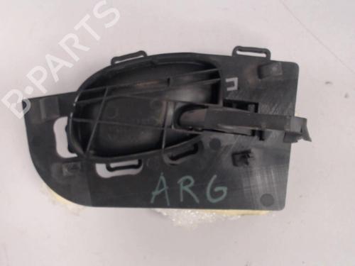 Venstre bak invendig håndtak PEUGEOT 206 Hatchback (2A/C) 1.4 i (75 hp) 27031744