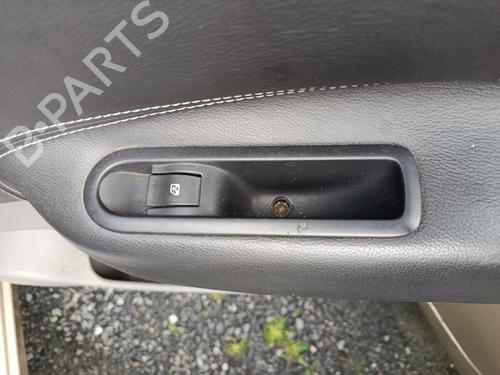 right-rear-window-switch-renault-scenic-ii-jm01_-2003-2004-2005-2006-2007-2008-2009-2010-40112662 main image