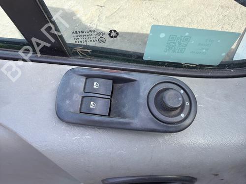 Used Left front window switch Left front window switch NISSAN PRIMASTAR Van (X83) 2.0 dCi 90 (90 hp) 40112924 40112924