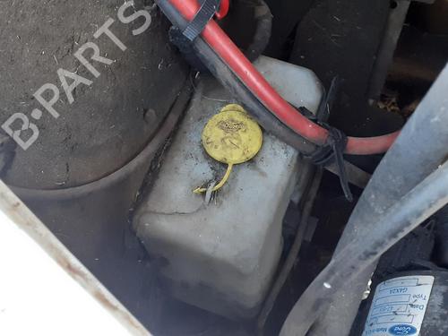 Used Windscreen washer tank FORD TRANSIT Van (T_ _) 2.5 D (TAL, TAS, TGL, TWS) (68 hp) 27378938