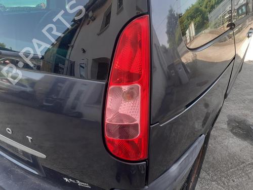 Used Right taillight PEUGEOT 807 (EB_) 2.0 HDi (107 hp) 27032524