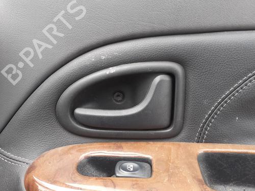 Used Front right interior door handle RENAULT CLIO II (BB_, CB_) 1.6 16V (BB01, BB0H, BB0T, BB14, BB1D, BB1R, BB2KL, BB3G... (107 hp) 27030186