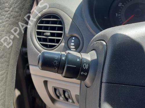 Used Switch RENAULT CLIO III (BR0/1, CR0/1) 1.2 16V (BR02, BR0J, BR11, CR02, CR0J, CR11) (75 hp) 27504791