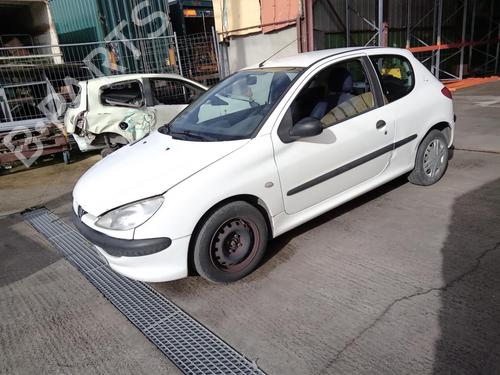 Left mirror PEUGEOT 206 Hatchback (2A/C) 1.9 D | BP27030710C26 