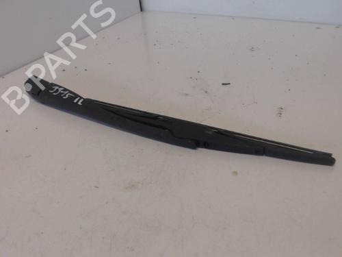 Used Rear windshield wiper arm PEUGEOT 206 Hatchback (2A/C) 1.4 i (75 hp) 31825429
