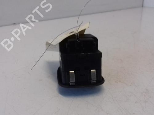 Used Switch Switch PEUGEOT 206 Hatchback (2A/C) 1.4 i (75 hp) 27027480 27027480