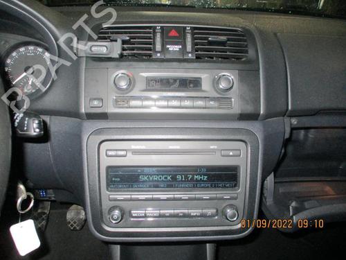 Used Radio SKODA FABIA II (542) 1.6 TDI (75 hp) 27034122