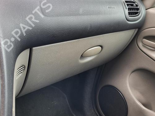Used Glove box CITROËN XSARA PICASSO (N68) 2.0 HDi (90 hp) 27028664