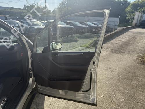 Used Front right interior door handle MERCEDES-BENZ A-CLASS (W168) A 170 CDI (168.009, 168.109) (95 hp) 27035643