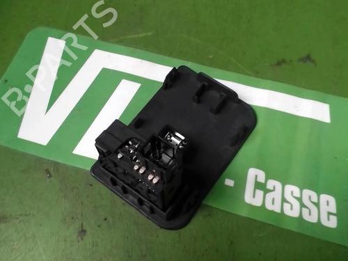 Used Headlight switch RENAULT CLIO II (BB_, CB_) 1.5 dCi (B/CB07) (65 hp) 27032392