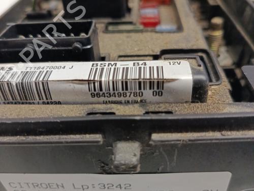 Used Fuse box Fuse box CITROËN C3 I (FC_, FN_) 1.4 HDi (68 hp) 30130130 30130130