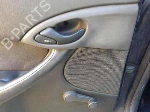 Used Rear left interior door handle FORD FOCUS I (DAW, DBW) 1.8 Turbo DI / TDDi (90 hp) 27026671