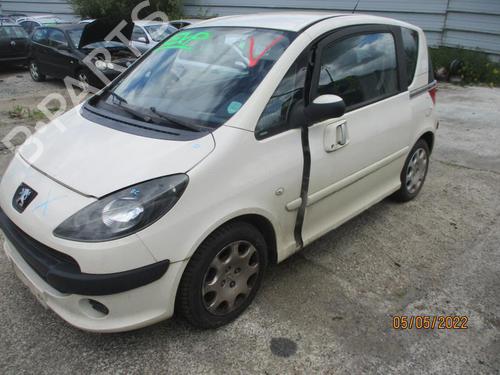 Used Left headlight Left headlight PEUGEOT 1007 (KM_) 1.4 HDi (68 hp) 27029202 27029202