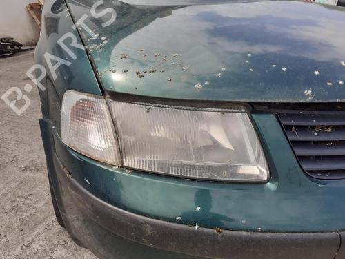Used Right headlight VW PASSAT B5 (3B2) 1.9 TDI (110 hp) 27639094