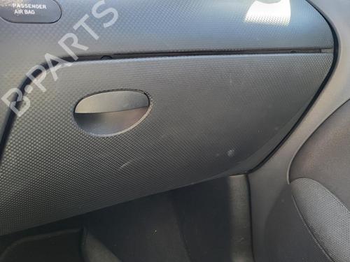 Used Glove box SEAT ALTEA (5P1) 1.9 TDI (105 hp) 27030352