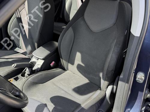 Used Left front seat PEUGEOT 308 I (4A_, 4C_) 1.6 HDi (109 hp) 27038749