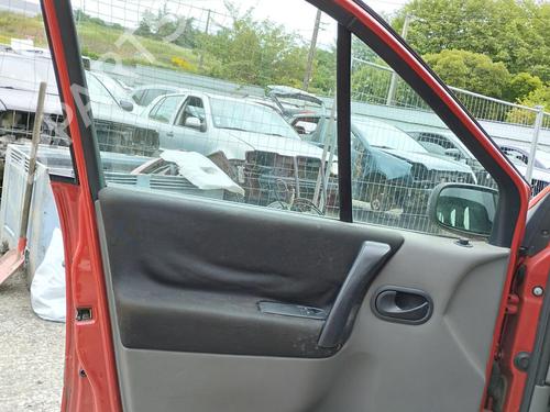 Used Left front door Left front door RENAULT SCÉNIC II (JM0/1_) 1.5 dCi (JM1E, JM16) (106 hp) 27035737 27035737