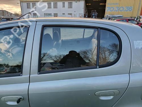 rear-left-door-window-toyota-yaris-_p1_-1999-2000-2001-2002-2003-2004-2005-40112620 main image
