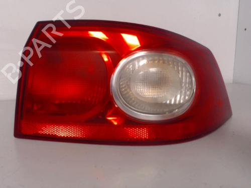 Used Right taillight RENAULT LAGUNA II (BG0/1_) 1.6 16V (BG1G, BG1H) (112 hp) 27037144