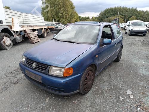 Left front indicator VW POLO III (6N1) 60 1.4 | BP31150805C32