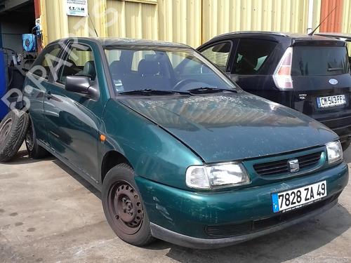 Right front indicator SEAT IBIZA II (6K1) 1.4 i | BP27035307C33 