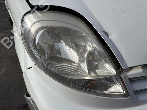 right-headlight-nissan-primastar-van-x83-2002-40112910 main image