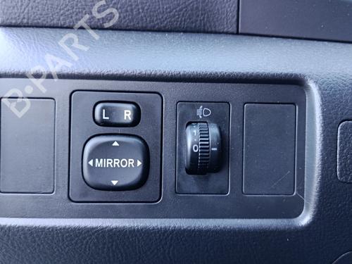 Speilbryter Speilbryter TOYOTA COROLLA Verso (ZER_, ZZE12_, R1_) 2.2 D-4D (AUR10_, AUR10R) (136 hp) 34057402 34057402