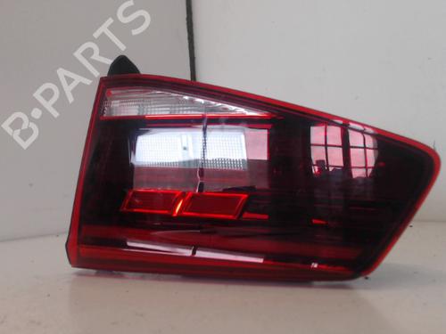 Farolim direito da mala VW PASSAT B8 Variant (3G5, CB5) 1.5 TSI (150 hp) 31596169